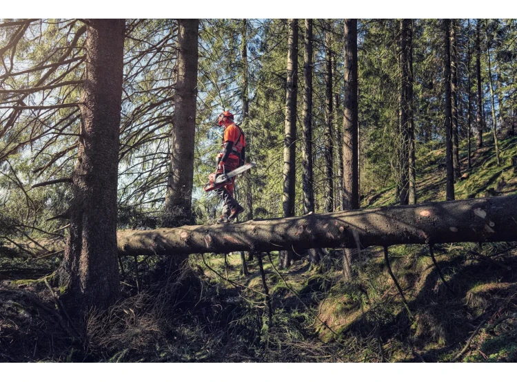Husqvarna 572 XP motorová pila