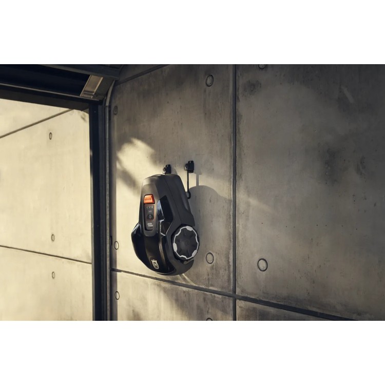 Husqvarna Aspire R4 robotická sekačka