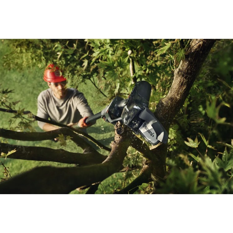 Husqvarna Aspire P5-P4A bez baterie a nabíječky akumulátorová vyvětvovací pila