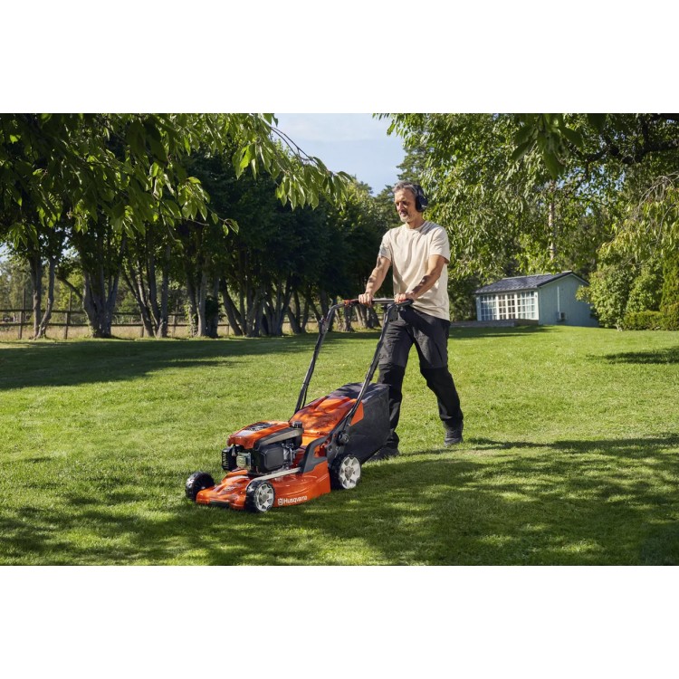 Husqvarna LC 347VE benzínová sekačka