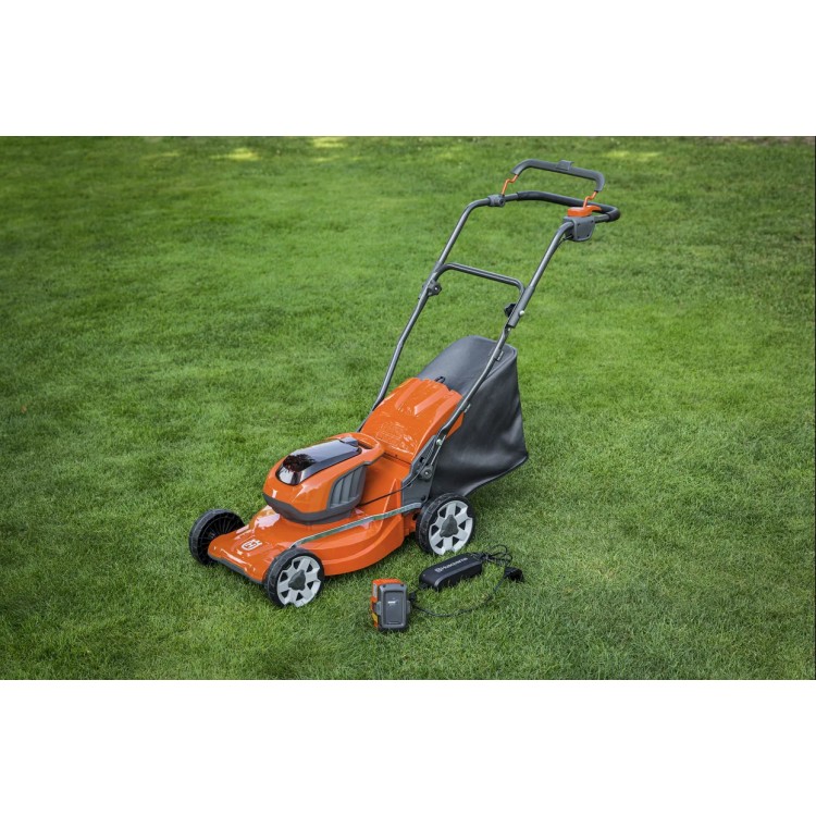 Husqvarna LC 137i kit akumulátorová sekačka