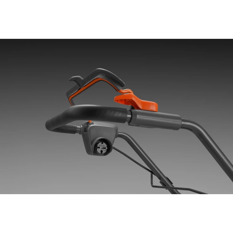 Husqvarna LC 141C elektická sekačka