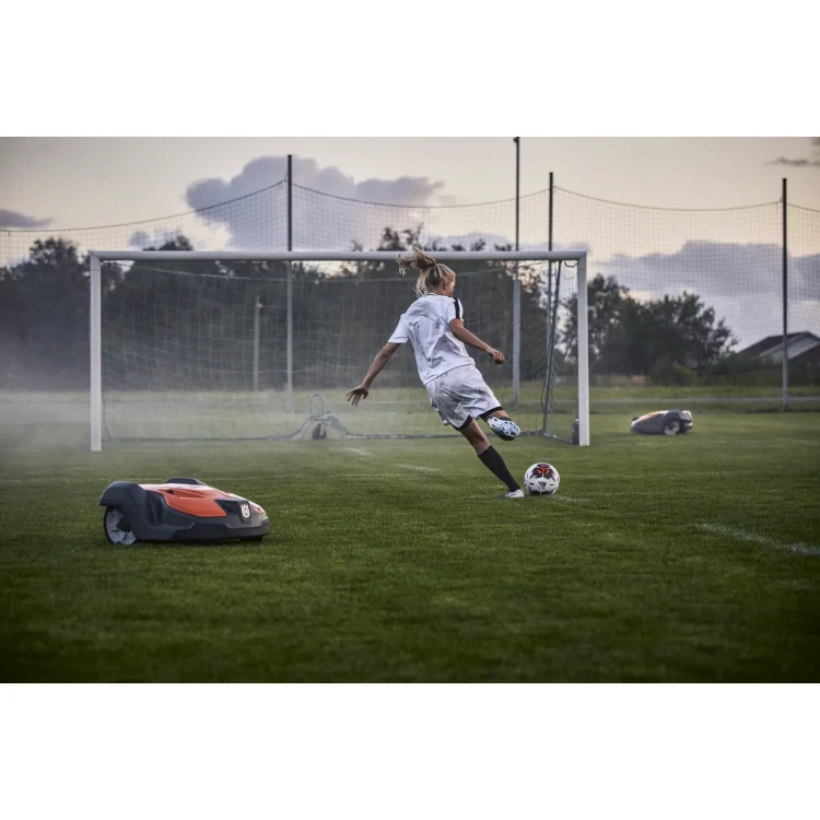 Husqvarna AUTOMOWER 550 robotická sekačka