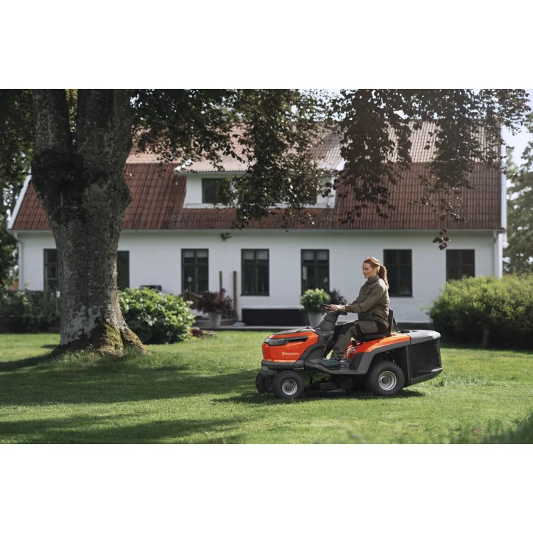 Husqvarna TC 100i akumulátorový traktor