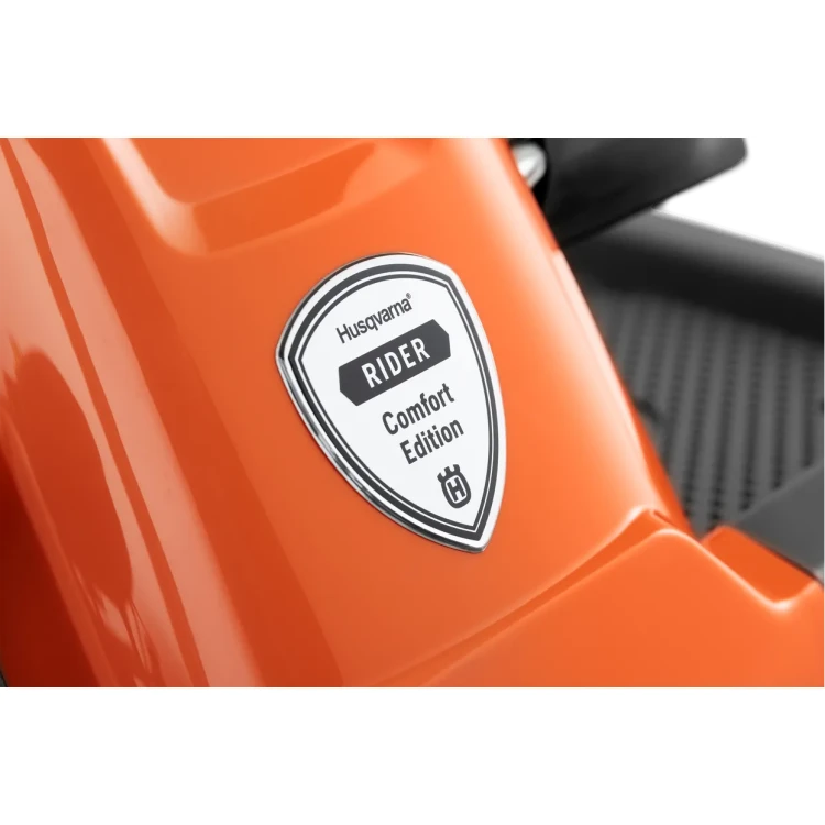 Husqvarna R214TC Comfort edition rider včetně žacího ústrojí