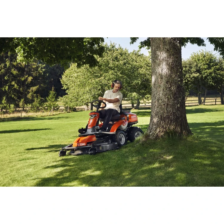 Husqvarna 316TsX AWD rider bez žacího ústrojí