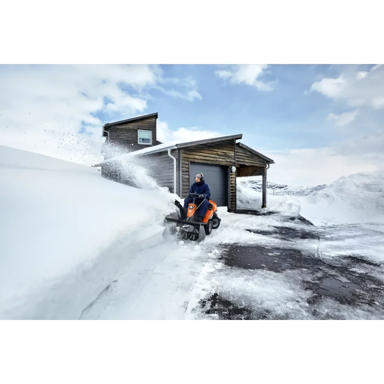 Husqvarna 316TsX AWD rider bez žacího ústrojí