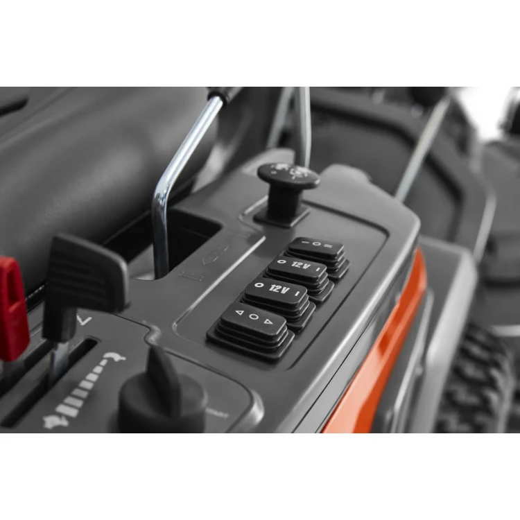 Husqvarna 420TsX AWD rider bez žacího ústrojí