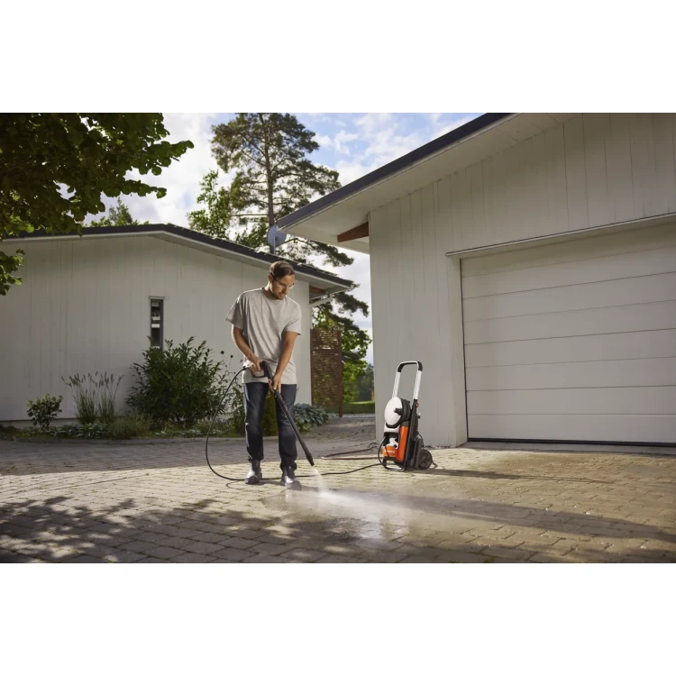 Husqvarna PW 240 vysokotlaký čistič