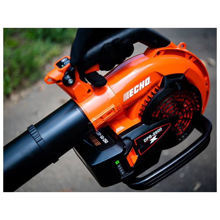 ECHO DPB-2600 akumulátorový foukač