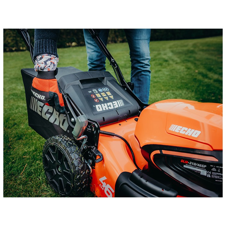 ECHO DLM-310/46P včetně 2ks baterie a nabíječky akumulátorová sekačka