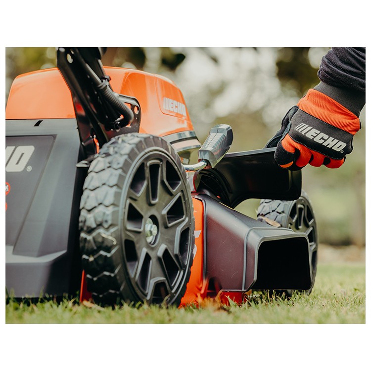 ECHO DLM-310/46P včetně 2ks baterie a nabíječky akumulátorová sekačka