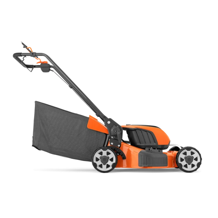 Husqvarna LC 251iS akumulátorová sekačka