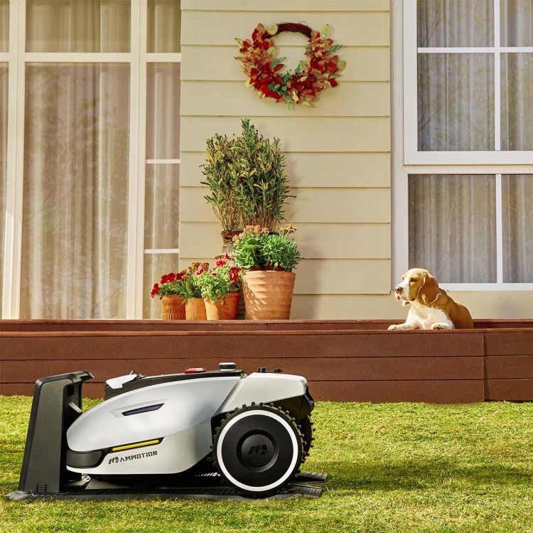 Mammotion YUKA 2000 s košem robotická sekačka