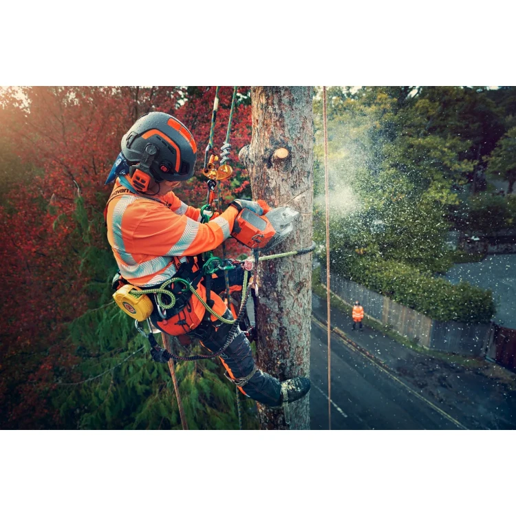 Husqvarna T540i XP akumulátorová jednoruční pila