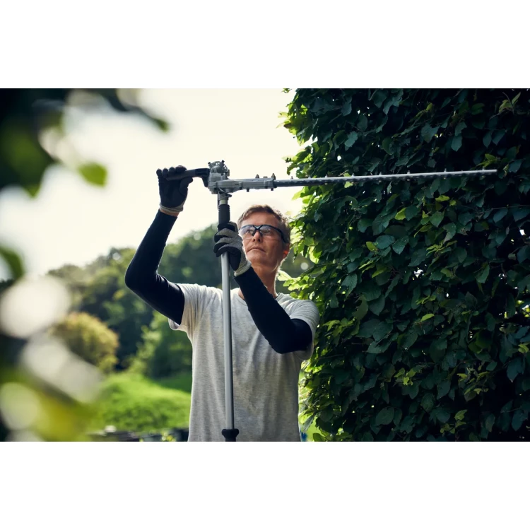 Husqvarna 525iHE4 bez akumulátoru a nabíječky akumulátorový plotostřih