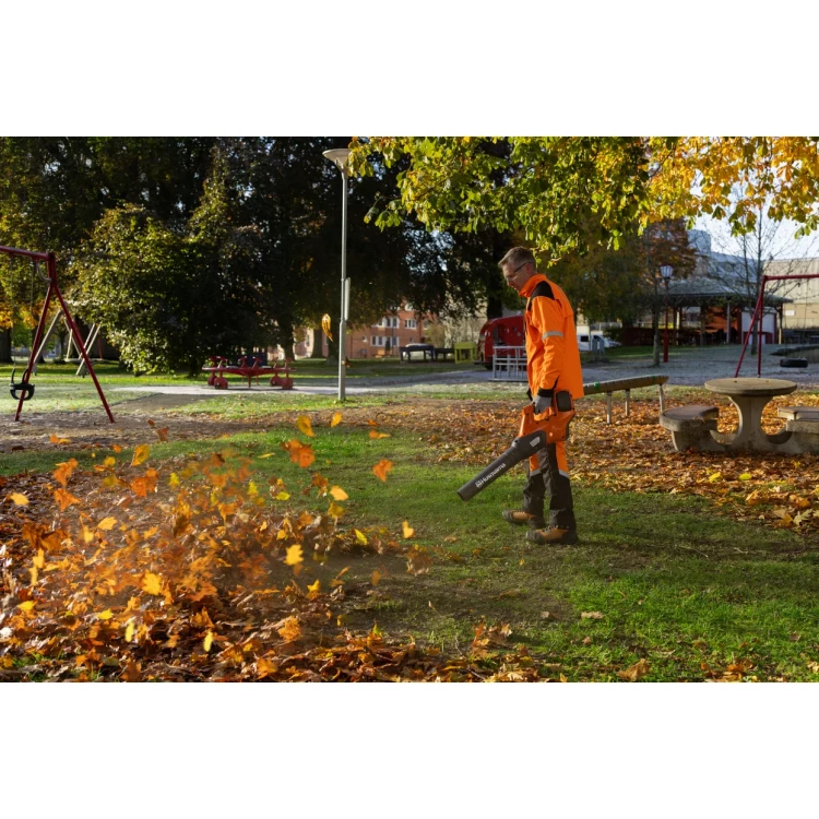 Husqvarna 530iB bez akumulátoru a nabíječky akumulátorový foukač