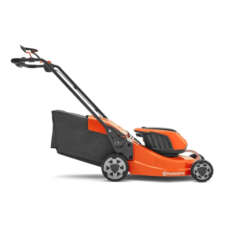 Husqvarna LC 347iVX včetně 2ks baterií a nabíječky akumulátorová sekačka