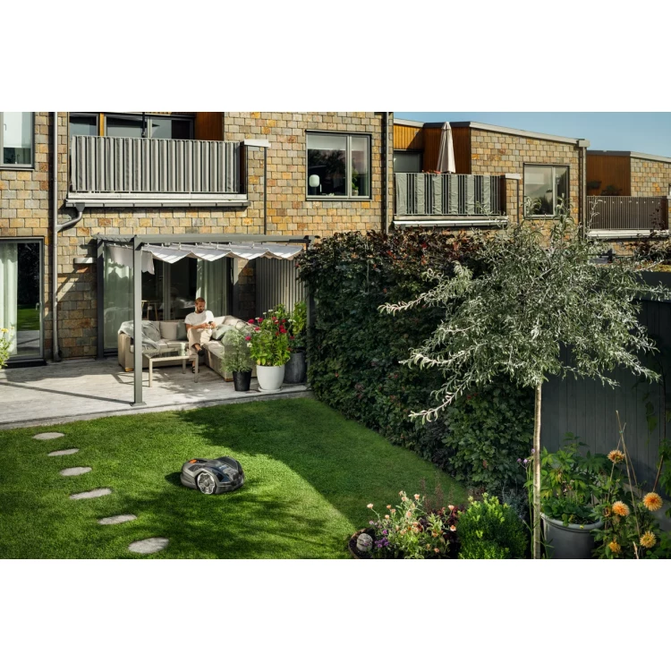 Husqvarna Automower® 305E NERA