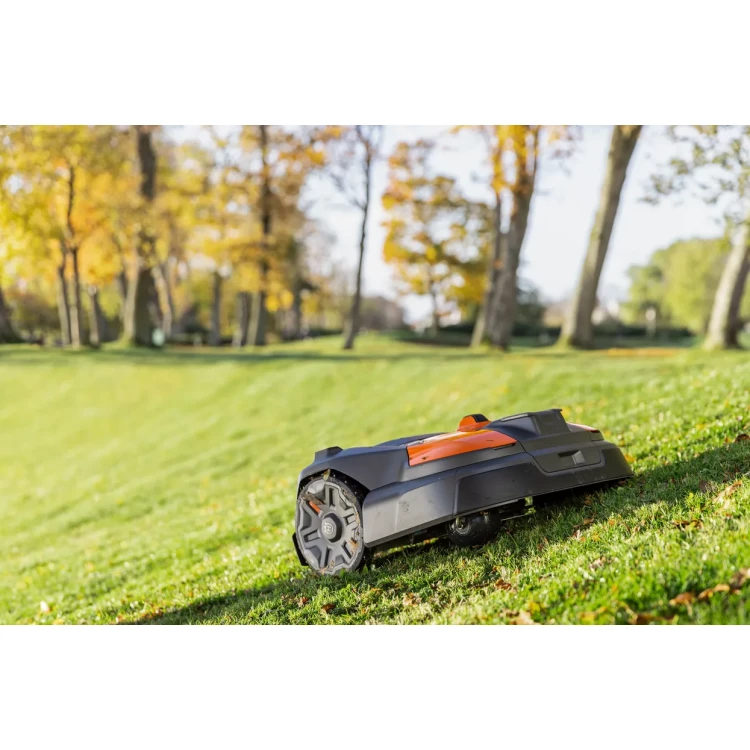 Husqvarna 540 EPOS robotická sekačka