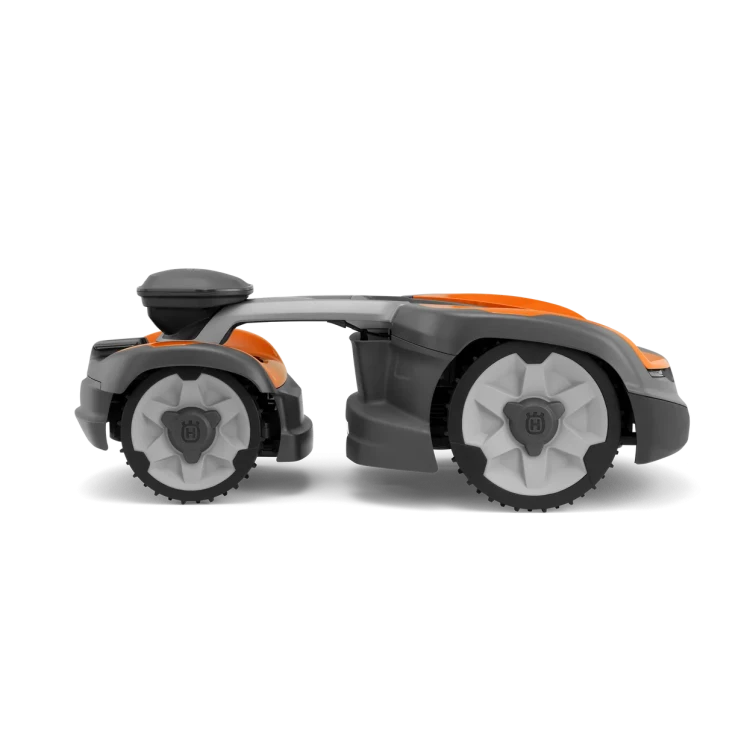Husqvarna Automower® 535 AWD EPOS® robotická sekačka