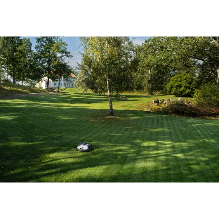 Husqvarna Automower® 450V NERA robotická sekačka