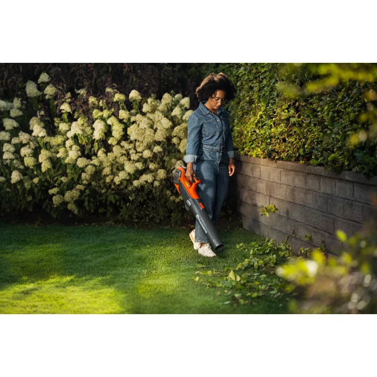 Husqvarna 122iB bez baterie a nabíječky akumulátorový foukač