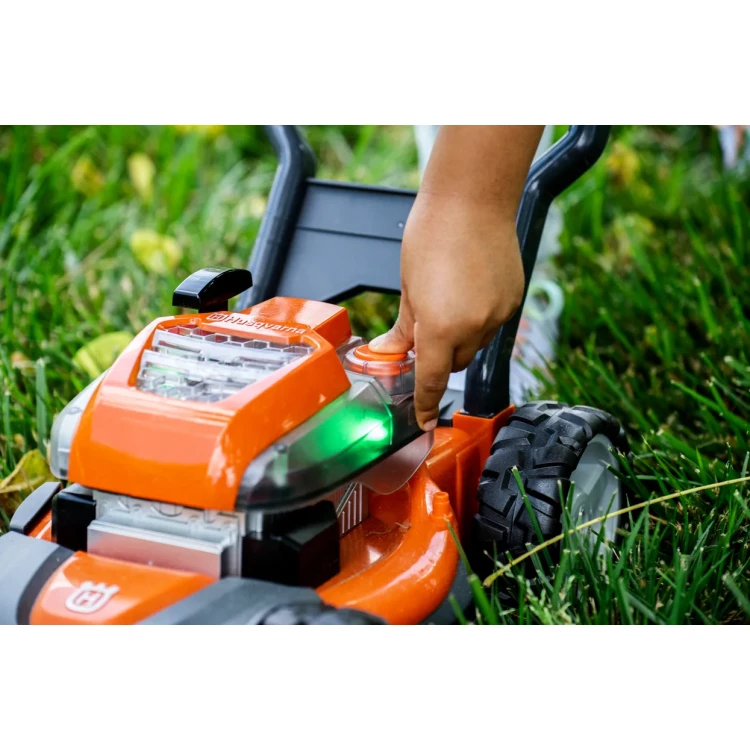 Husqvarna dětská sekačka na trávu 5462726-01