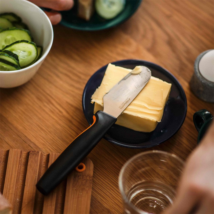 Fiskars Functional Form roztírací nůž 8 cm 1057546