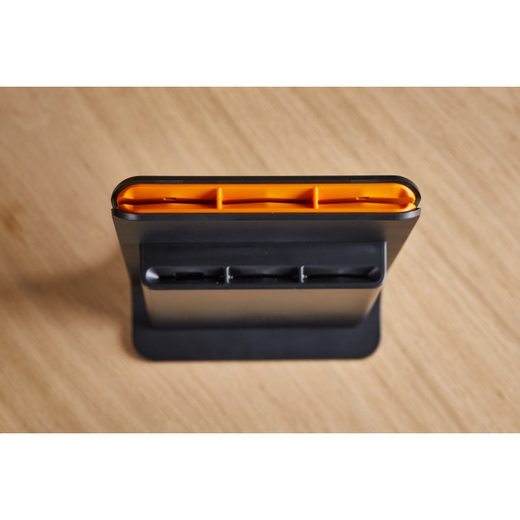 Fiskars Functional Form černý blok s 5 noži 1057554
