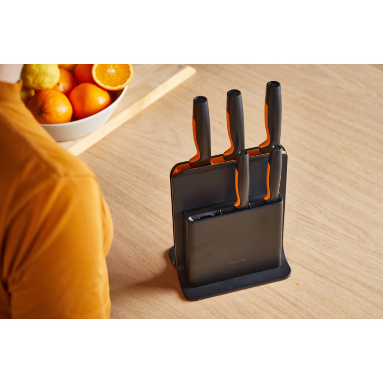 Fiskars Functional Form černý blok s 5 noži 1057554