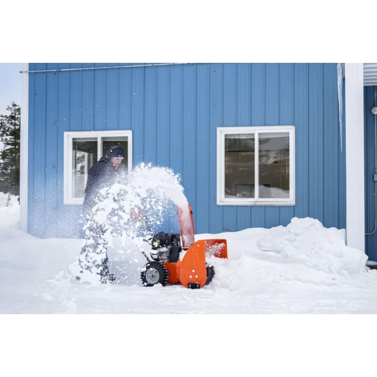 Husqvarna ST 124 benzínová sněhová fréza 61 cm 9704493-02