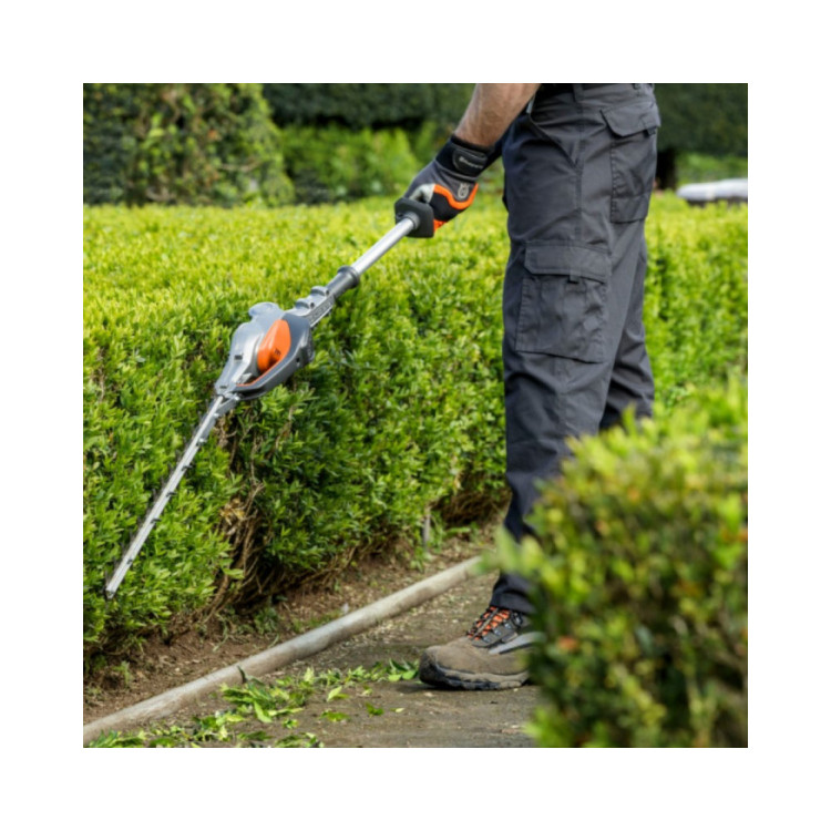 Husqvarna 520iHT4 profesionální teleskopický aku plotostřih 55 cm – bez baterie a nabíječky – 9679712-03