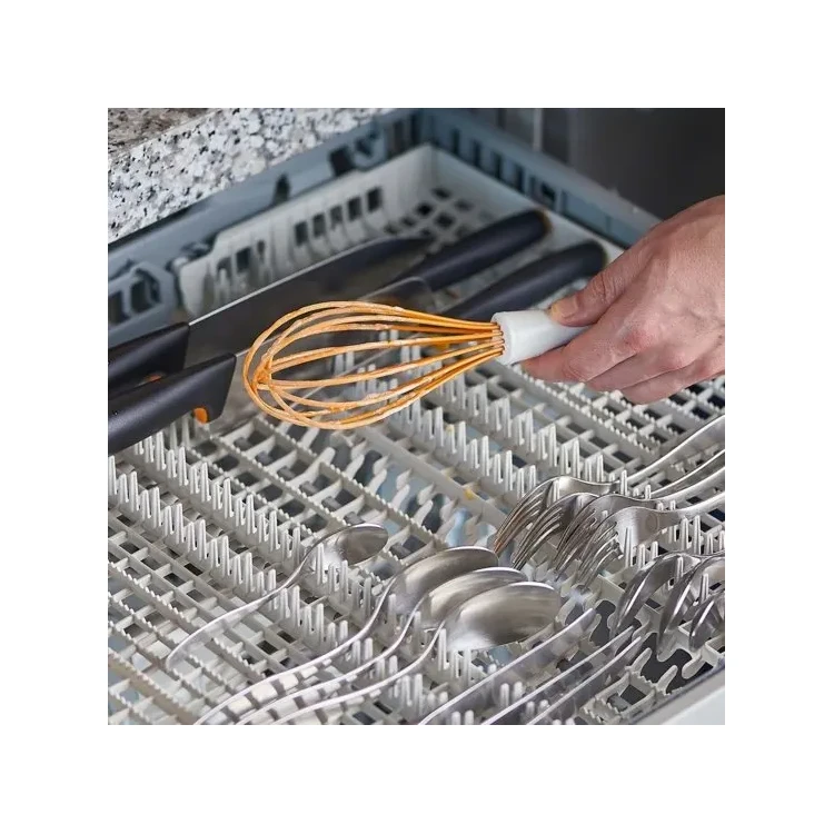 Fiskars Functional Form™ šlehací metla se silikonovým povrchem 1023613