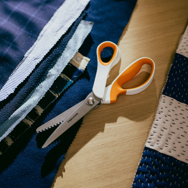 Fiskars SoftGrip™ entlovací nůžky 24 cm 1070024
