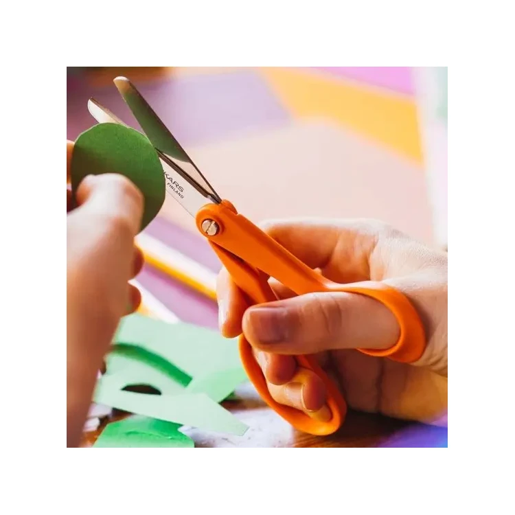 Fiskars Classic dětské nůžky pro praváky 13 cm – 1005166