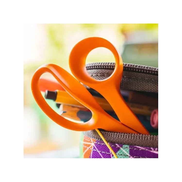 Fiskars Classic dětské nůžky pro praváky 13 cm – 1005166