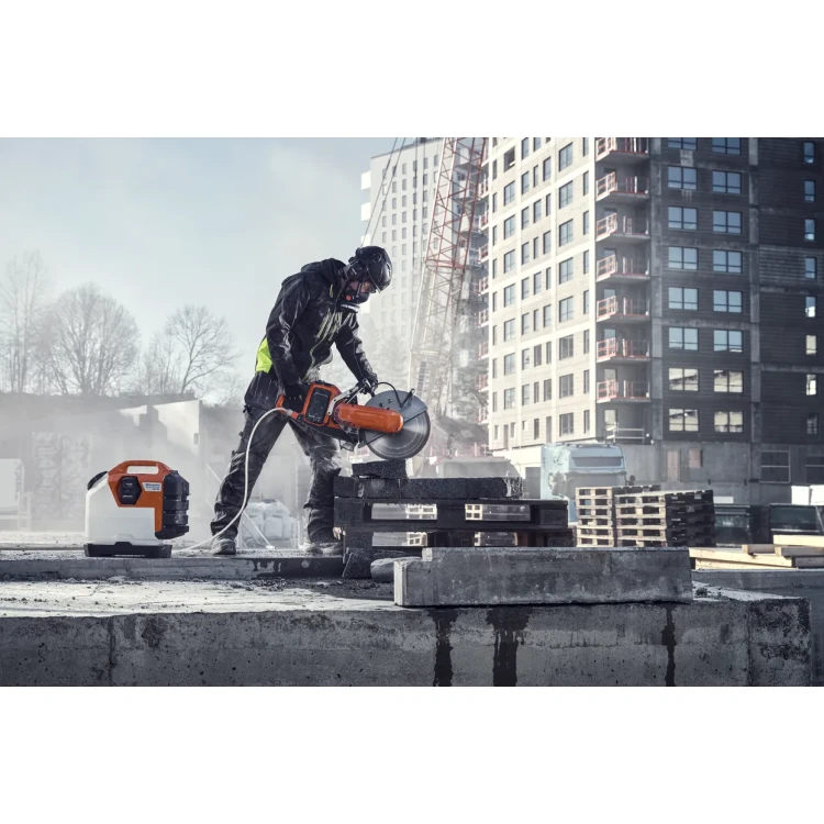 Husqvarna K 1 PACE akumulátorová rozbrušovací pila 300 mm, bez akumulátoru a nabíječky – 9704458-01