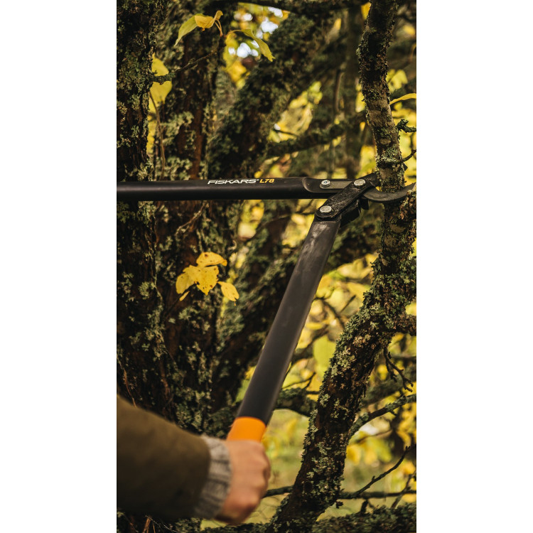 Fiskars PowerGear L78 převodové nůžky na silné větve 1000584