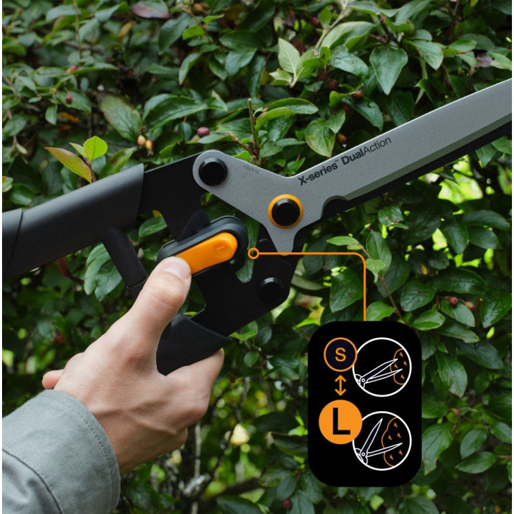 Fiskars X-Series DualAction HSX96 nůžky na živý plot 1080134