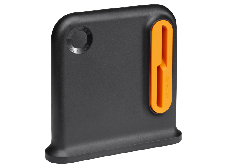 Fiskars Functional Form™ Clip‑Sharp™ ostřič nůžek 1081190